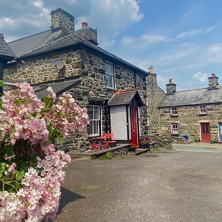 Cottage In The Heart Of Dolgellau Eksteriør bilde